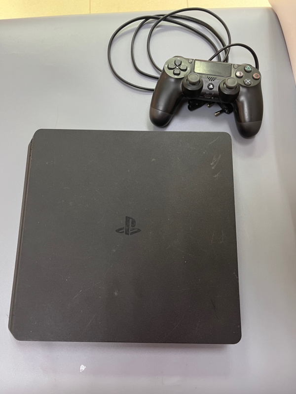 Игровая приставка Sony PS 4 Slim 500 с дисководом